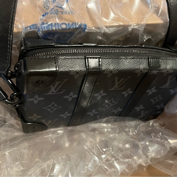 Louis Vuitton black/gray trunk wallet - Picture 7 of 16